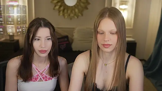 Selena_Glow webcam show