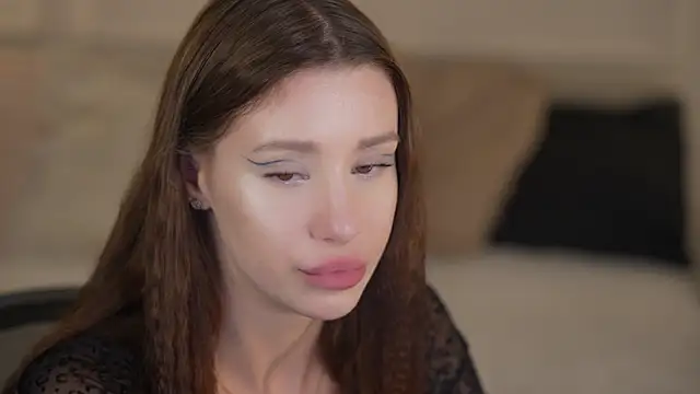 Selena_Glow: απευθείας συνομιλία ΧΧΧ