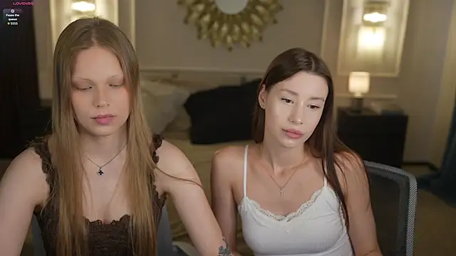 Selena_Glow's Live XXX Chat