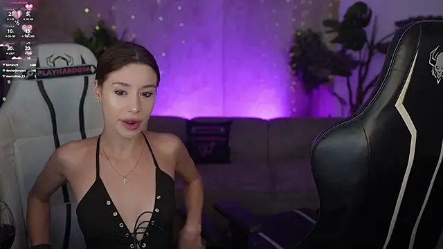 Chat XXX en directo de Selena_Glow