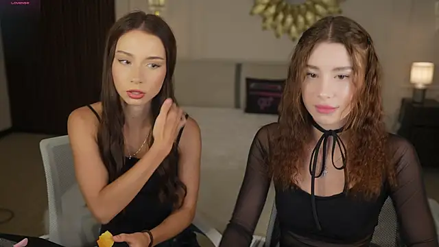 Selena_Glow – Kamerová šou