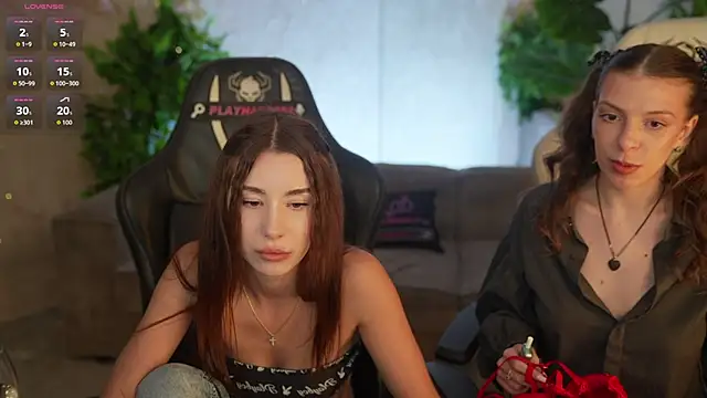 Selena_Glow webcam show