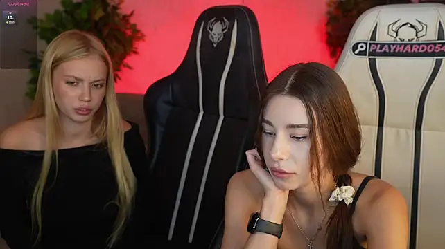 הופעת וובקאם של Selena_Glow