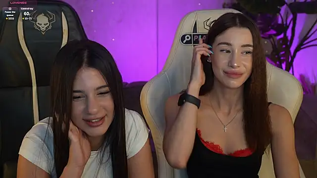 Selena_Glow Webcam-Show