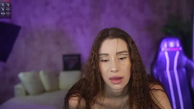 צ'אט XXX בשידור חי של Selena_Glow