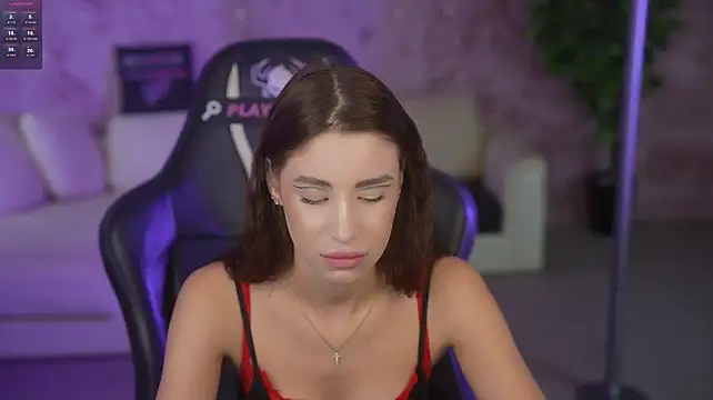 Chat +18 de Selena_Glow ao vivo
