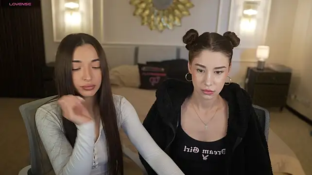 Selena_Glow Chat XXX in diretta