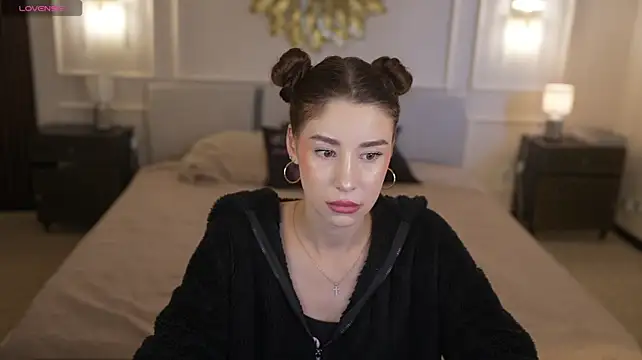 Selena_Glow Live XXX Chat
