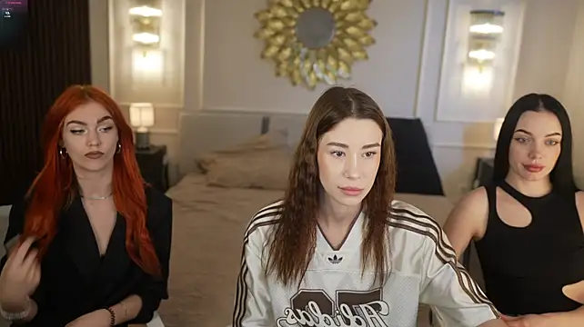 Selena_Glow Webcam Show