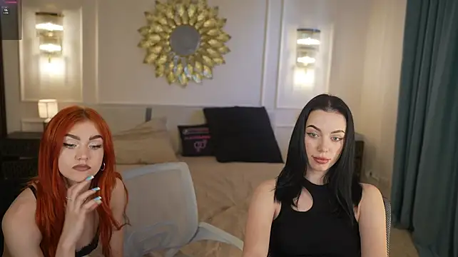 Selena_Glow Webcam-Show