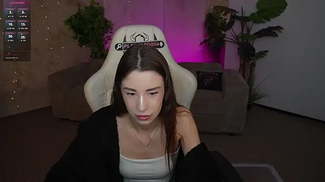 Selena_Glow élő XXX-chatje