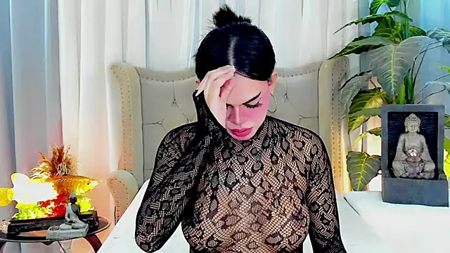 MochaliciousTransOnTop Webcamshow