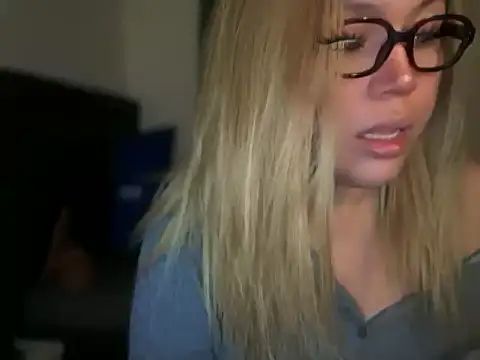 caligirlnikita Pertunjukan Webcam