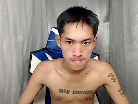 riks_tylerのウェブカメラショー