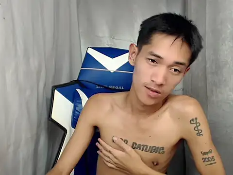 riks_tyler Pertunjukan Webcam