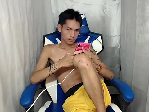 riks_tyler 在線直播表演