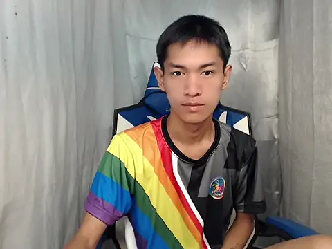 riks_tyler Pertunjukan Webcam