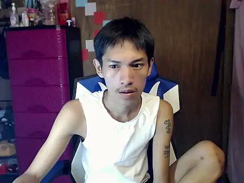 riks_tyler Pertunjukan Webcam