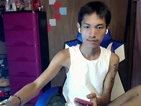 riks_tyler Pertunjukan Webcam