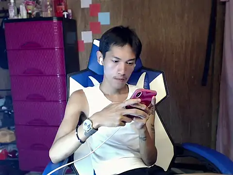 riks_tyler Pertunjukan Webcam