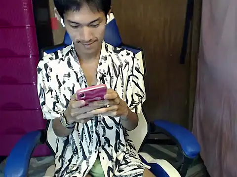 riks_tyler Pertunjukan Webcam