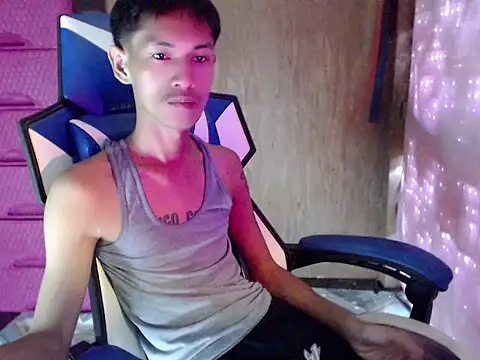 riks_tyler Pertunjukan Webcam
