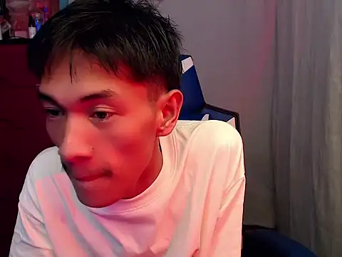 riks_tyler Pertunjukan Webcam