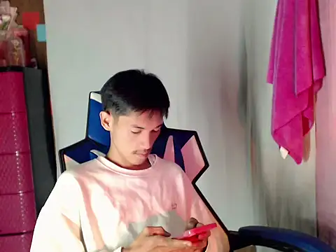 riks_tyler 在線直播表演