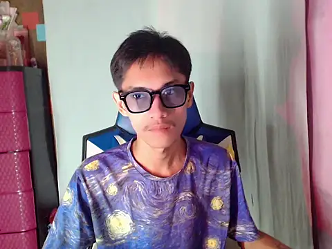 riks_tyler Pertunjukan Webcam