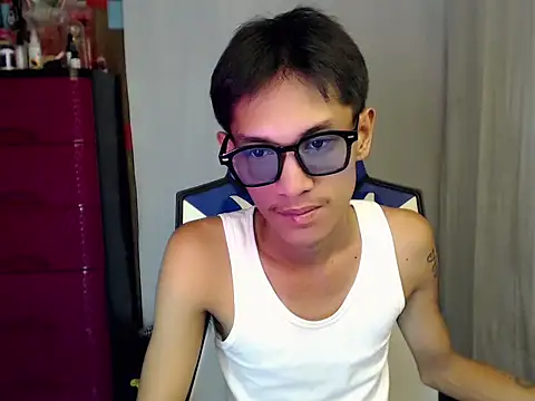 riks_tyler Pertunjukan Webcam