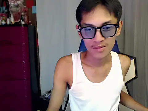 riks_tyler Pertunjukan Webcam