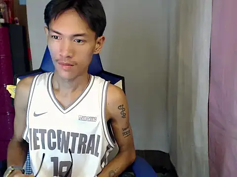 riks_tyler Pertunjukan Webcam