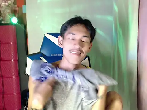 riks_tyler Pertunjukan Webcam