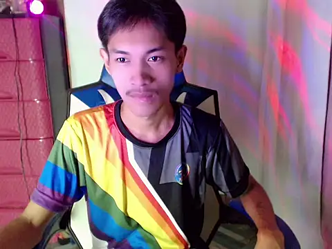 riks_tyler Pertunjukan Webcam