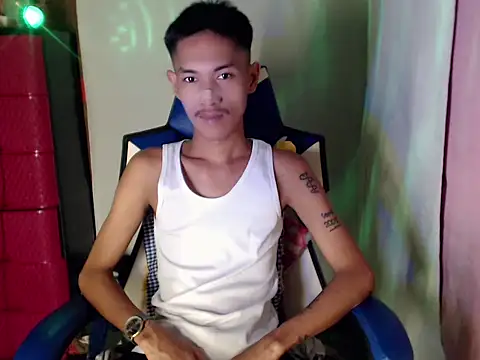 riks_tyler Pertunjukan Webcam