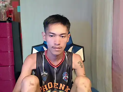 riks_tyler Pertunjukan Webcam