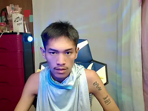 riks_tyler Pertunjukan Webcam