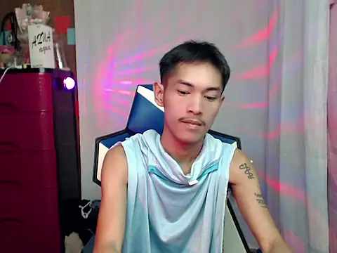riks_tyler Pertunjukan Webcam