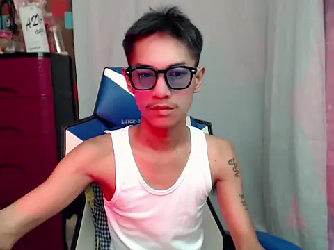 riks_tyler 网络视讯表演