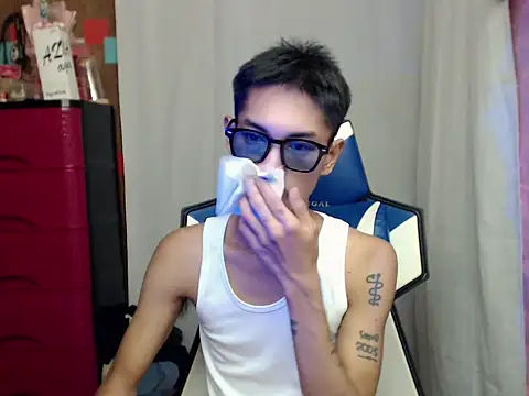 riks_tyler Pertunjukan Webcam