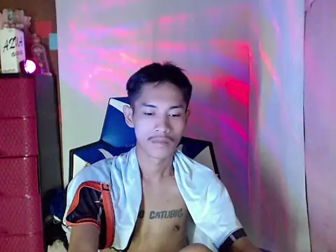 riks_tyler Show Webcam