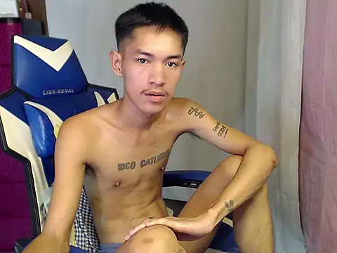 riks_tyler Pertunjukan Webcam