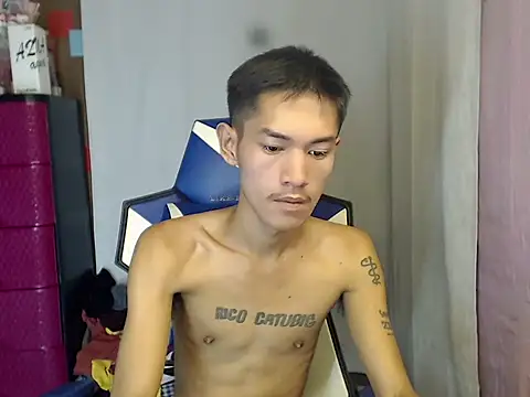 riks_tyler Pertunjukan Webcam