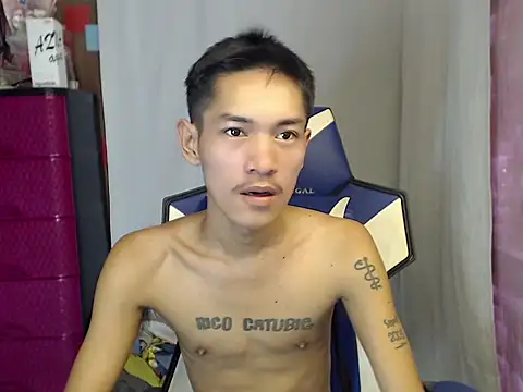 riks_tyler Pertunjukan Webcam
