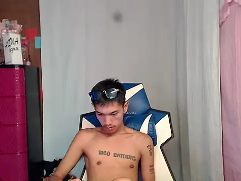 riks_tyler 网络视讯表演