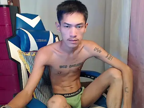 riks_tyler Pertunjukan Webcam