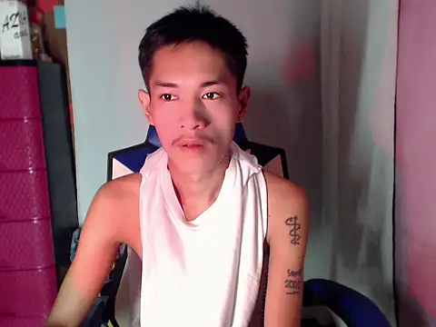 riks_tyler Pertunjukan Webcam