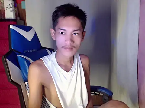 riks_tyler Pertunjukan Webcam