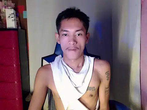 riks_tyler Pertunjukan Webcam