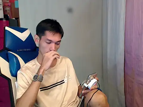 riks_tyler 在線直播表演
